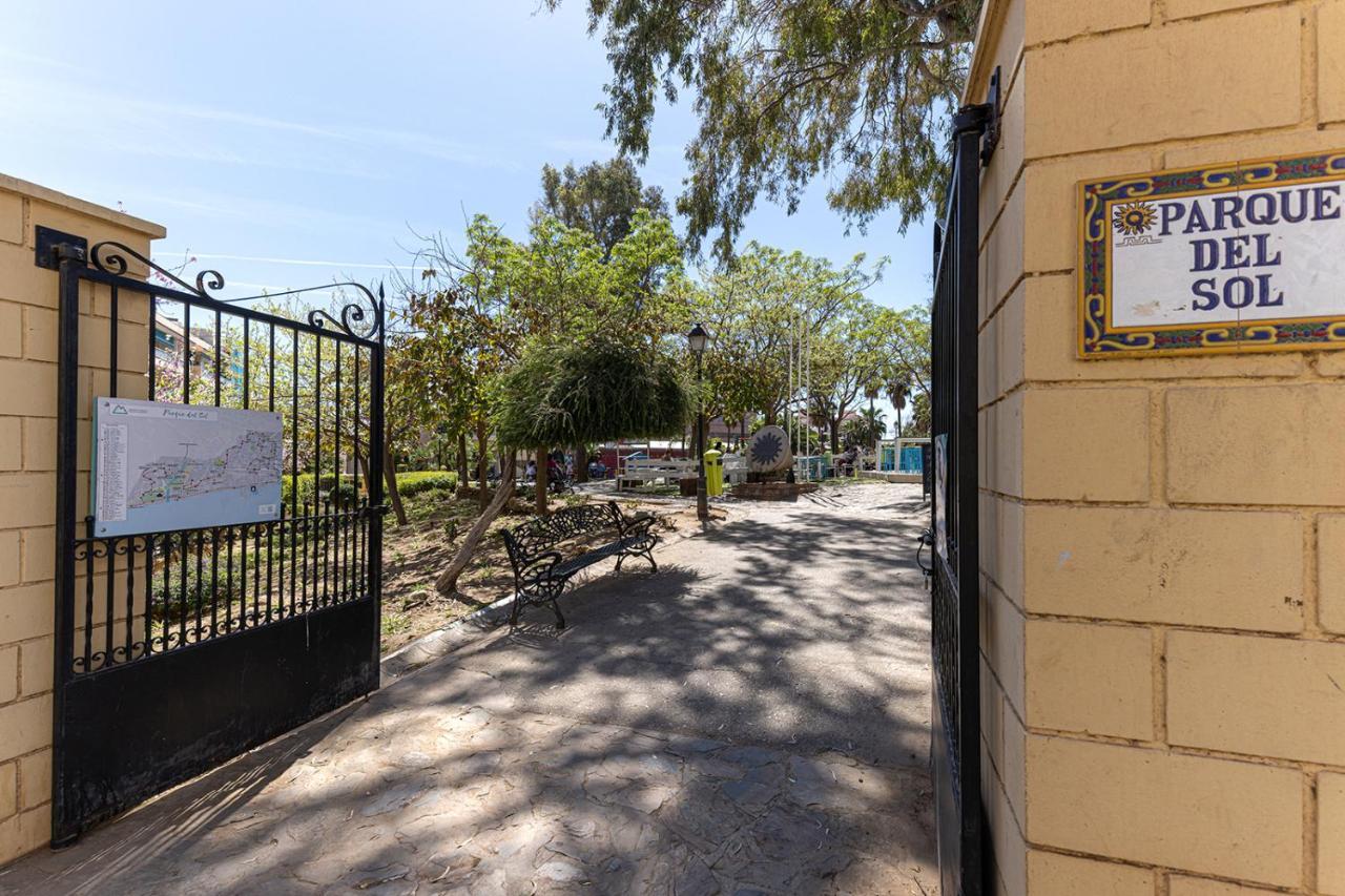 Top Floor Fuengirola Park Apartment With Parking Exterior foto